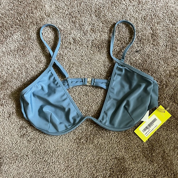 NWT boohoo recycled hipster thong bikini brief and V front fuller bust bikini - Picture 2 of 7